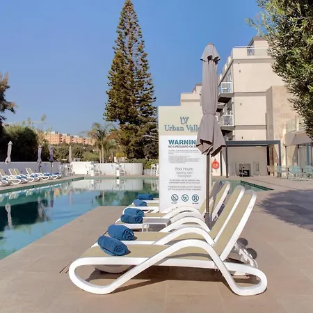 Urban Valley & 4* San Ġwann