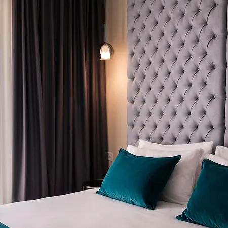 Urban Valley & فندق San Ġwann