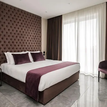 Urban Valley & 4* San Ġwann