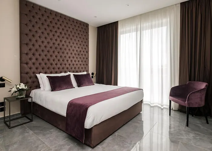 Urban Valley & 4* San Ġwann