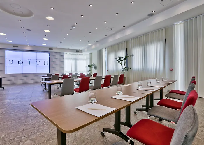 Urban Valley & Hotel