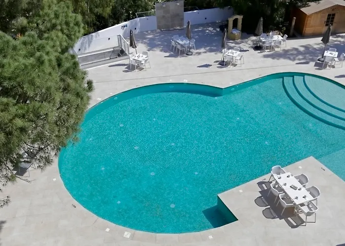 Hotel Urban Valley &