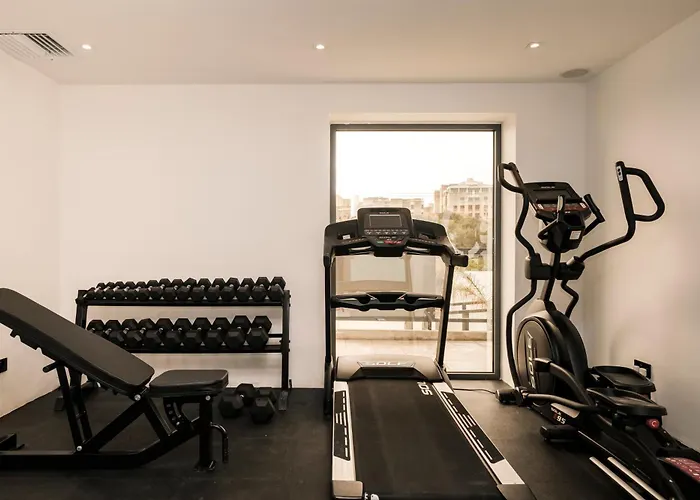 Urban Valley & Hotel