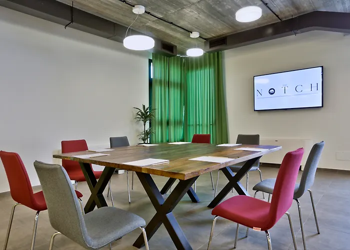 Hotel Urban Valley & 4*