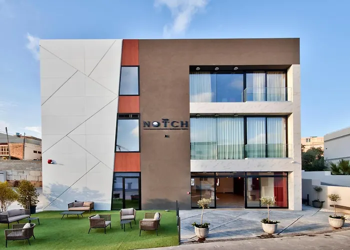 Urban Valley & 4* San Ġwann